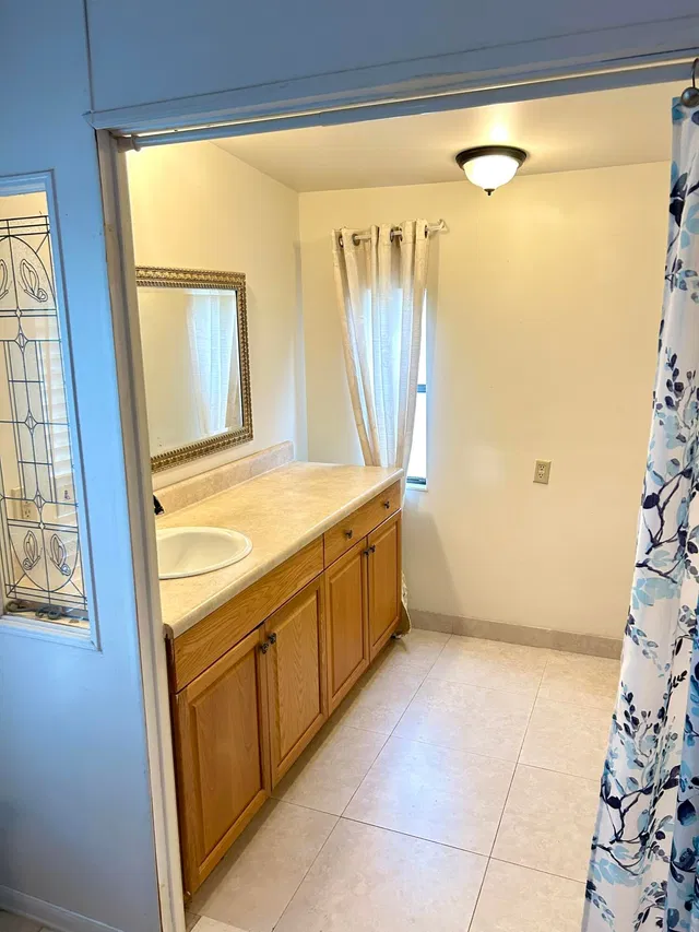 Residence photo 26