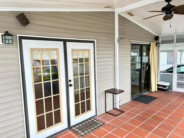 Residence photo 30