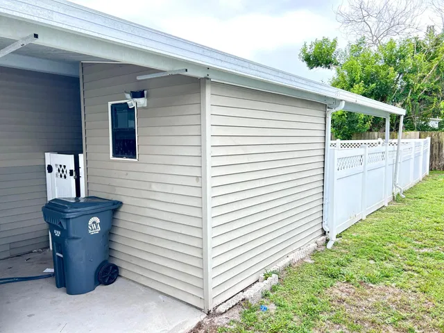 Residence photo 38