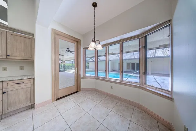 Pinewood Residence photo 20