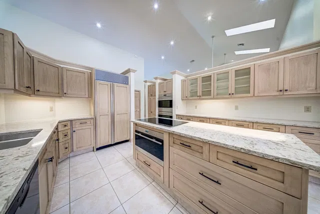 Pinewood Residence photo 21