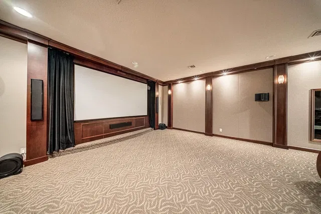 Pinewood Residence photo 30
