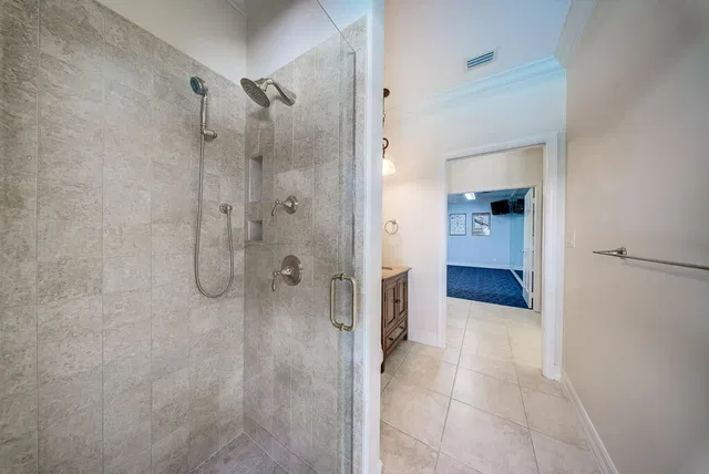 Pinewood Residence photo 39
