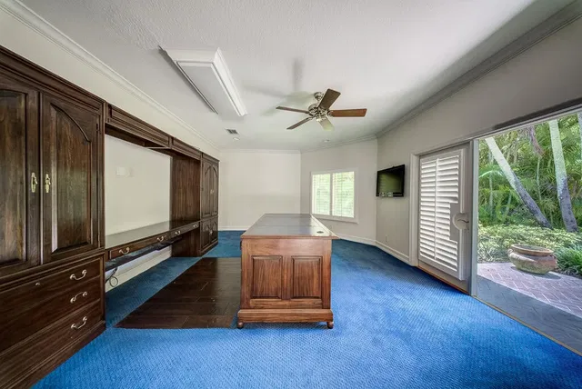 Pinewood Residence photo 48