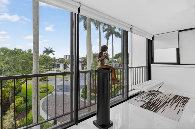 Boca West Country Club Unit 334 photo 5