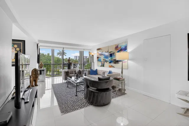Boca West Country Club Unit 334 photo 11