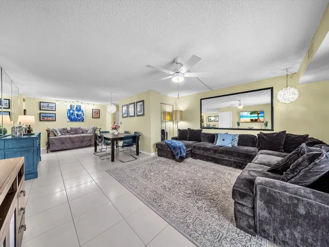 Unit 104 photo 12