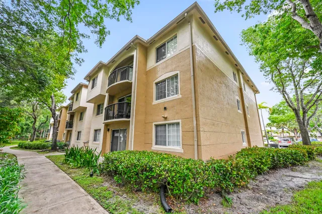 Unit 1109 photo 25