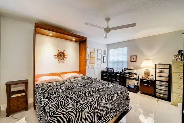 Residence photo 13