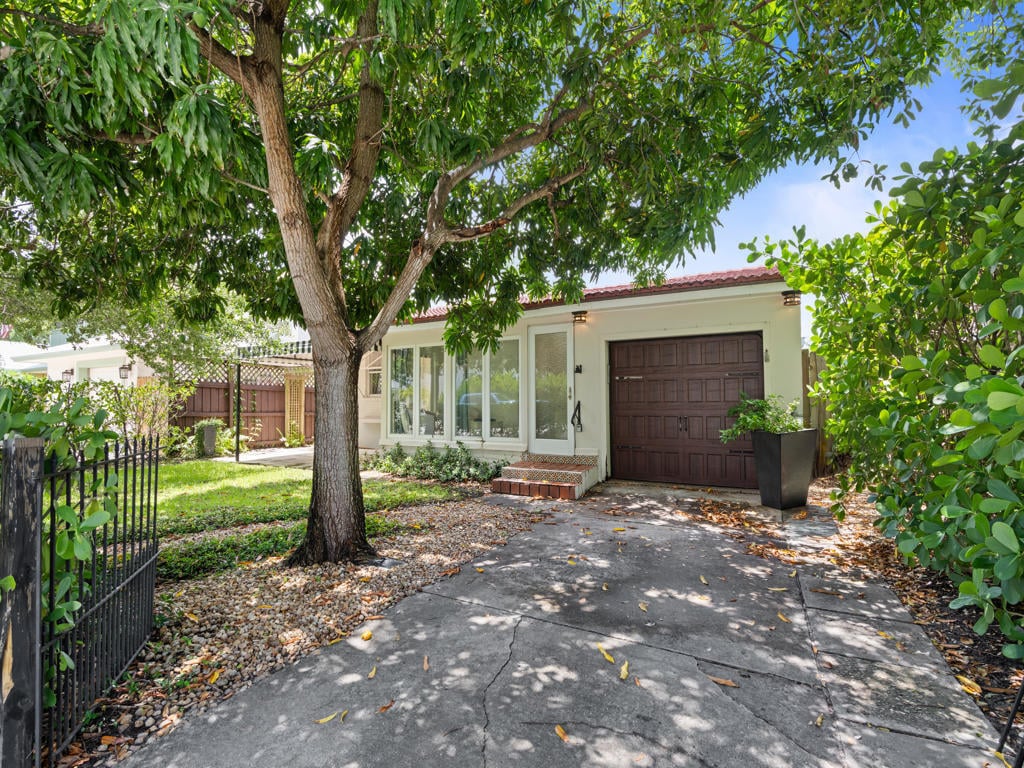 Residence photo 5