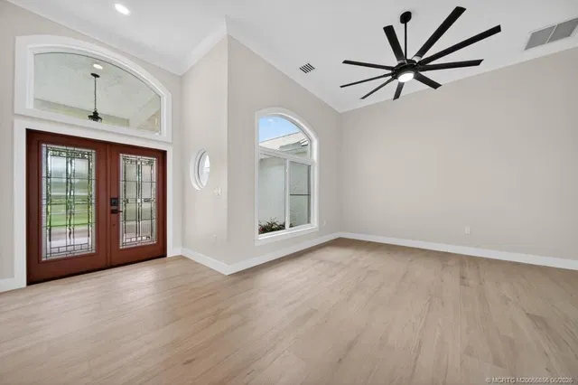 Residence photo 5