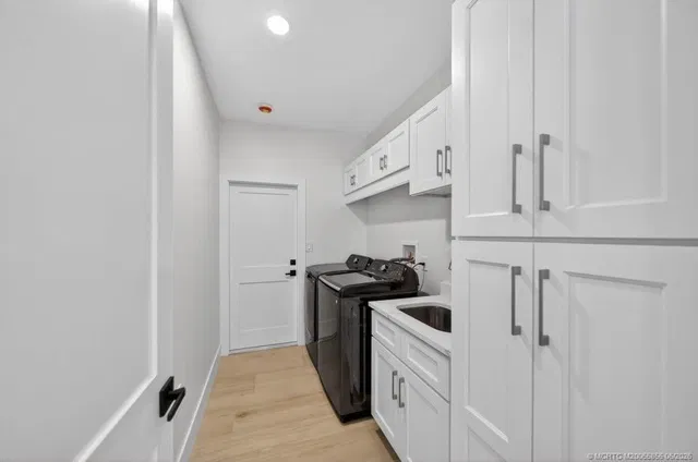 Residence photo 35