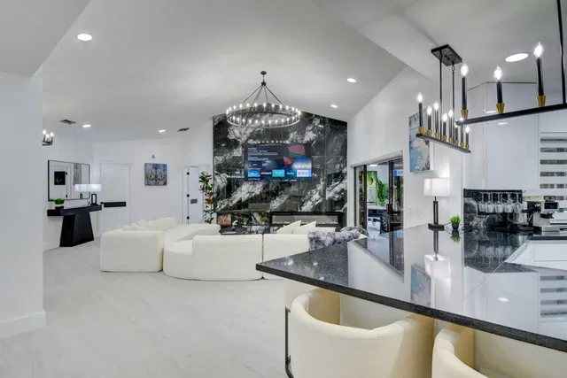 Pinewood Residence photo 12