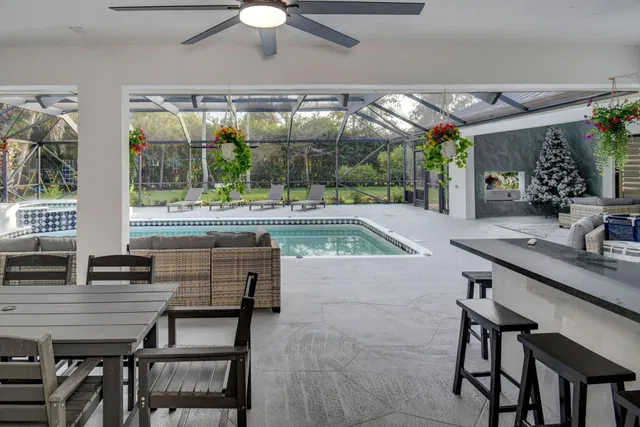 Pinewood Residence photo 50