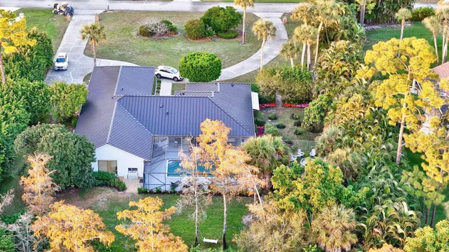 Pinewood Residence photo 77