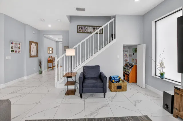 Residence photo 14