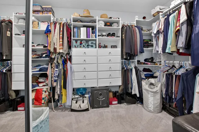 Residence photo 47