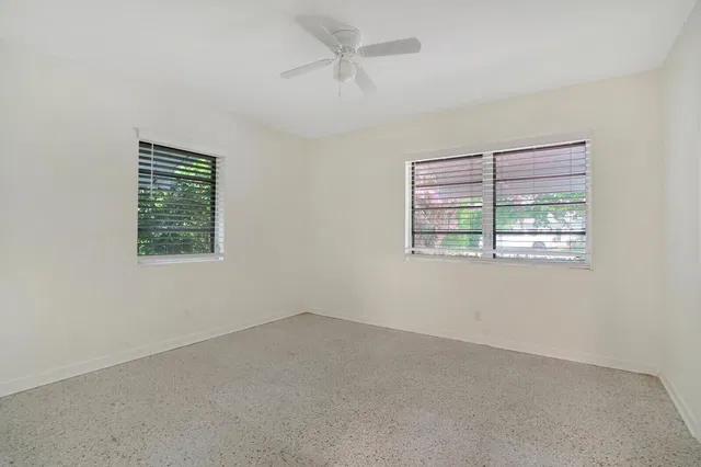Old Northwood Residence photo 12