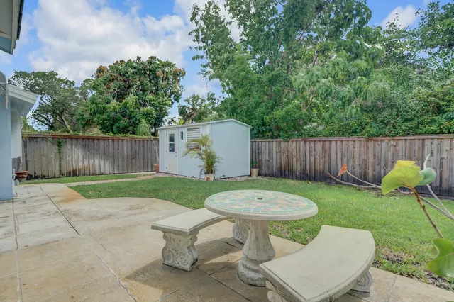 Old Northwood Residence photo 17