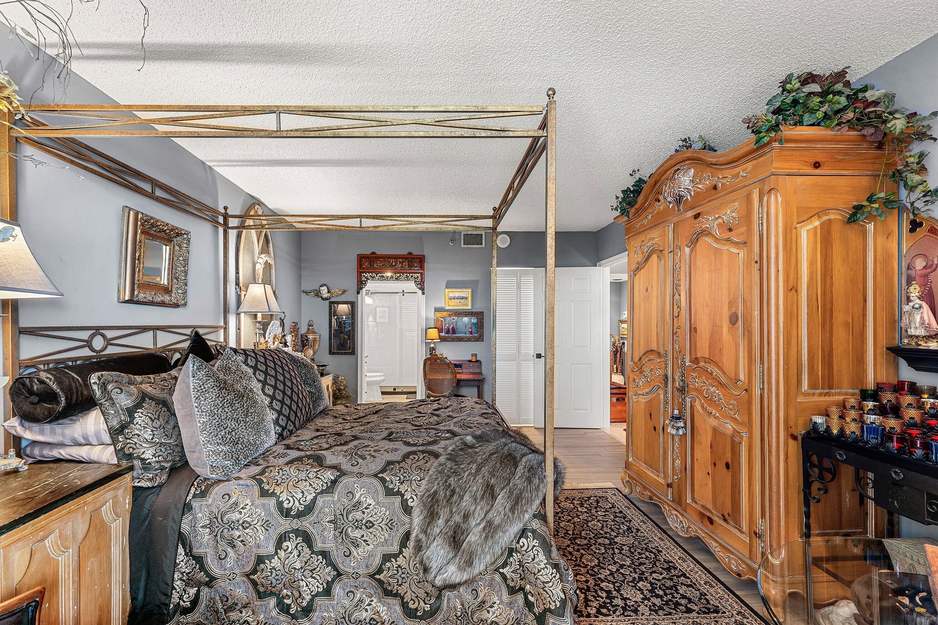 Unit 507 photo 14