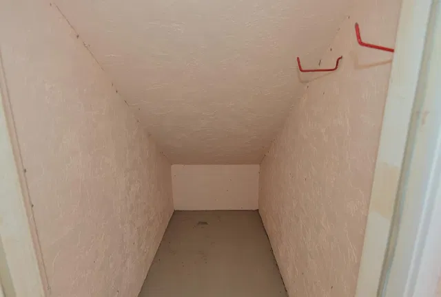 Unit 201e photo 23