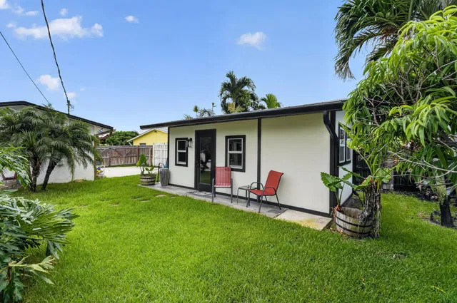  Residence photo 69