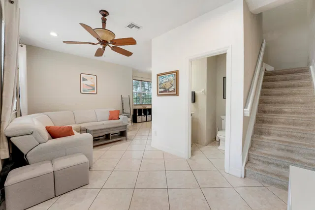 Residence photo 11