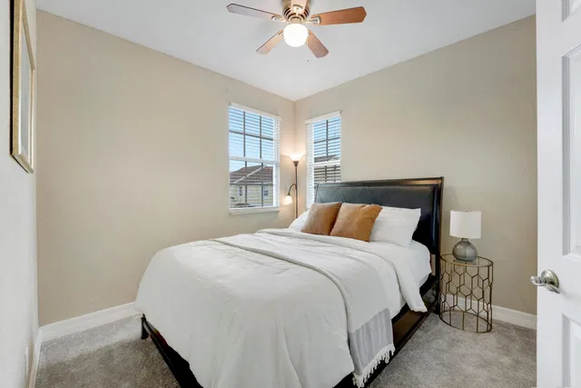 Residence photo 19