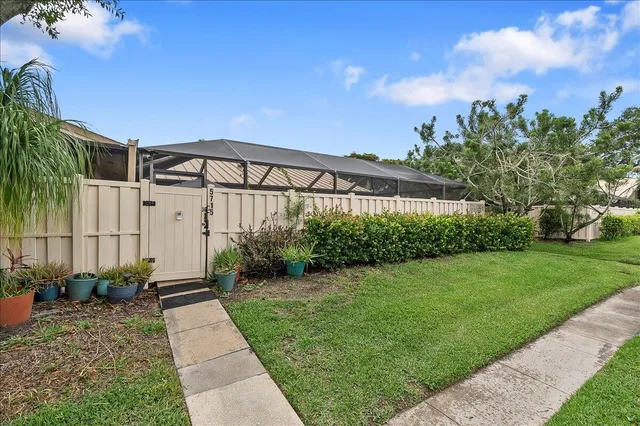 Old Palm Golf Club Residence photo 38