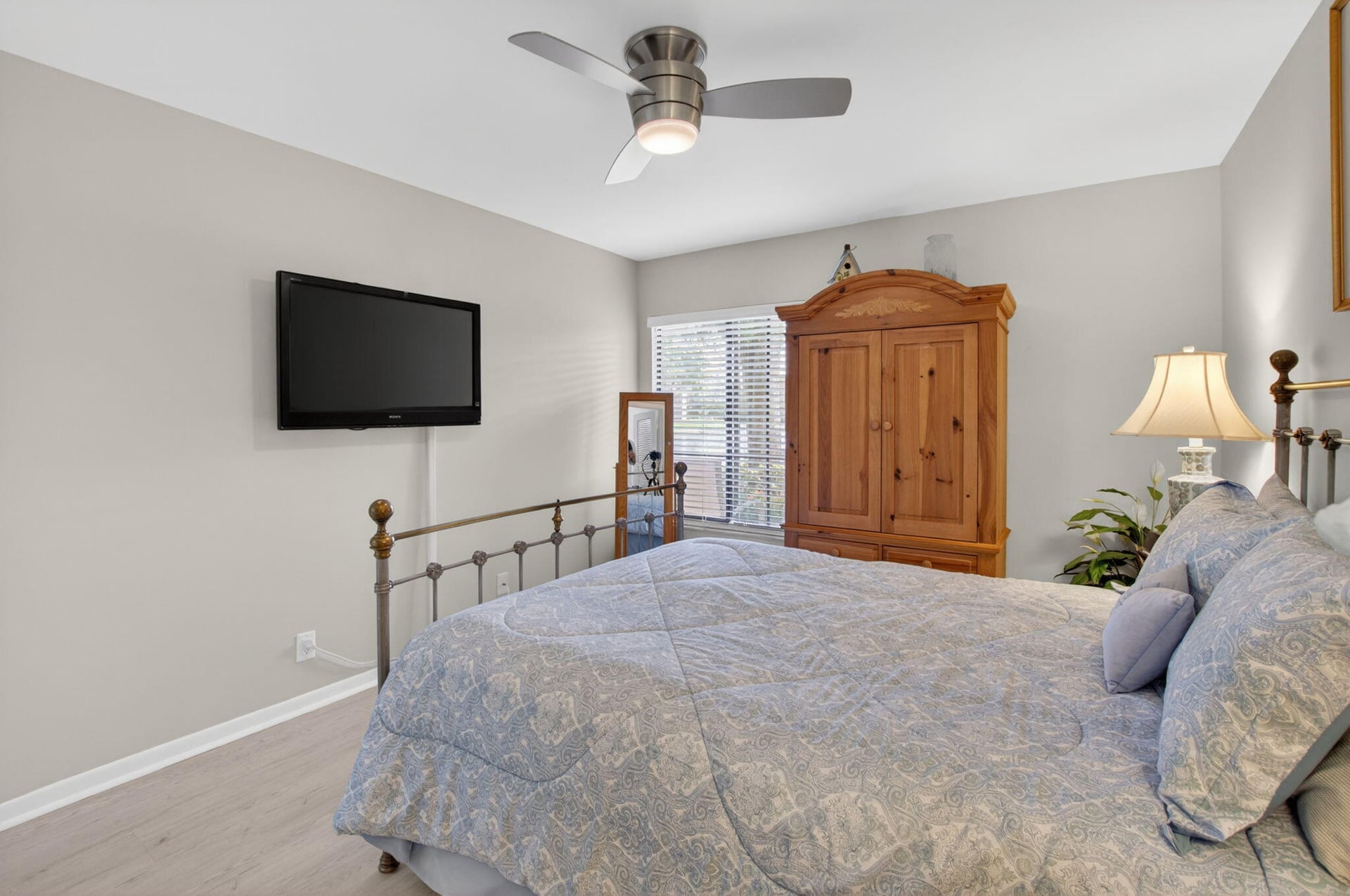  Unit 82 photo 18