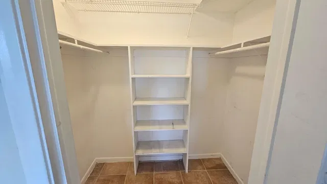 Unit 116 photo 11