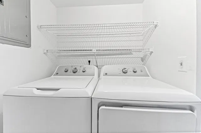 Unit C-1 photo 11