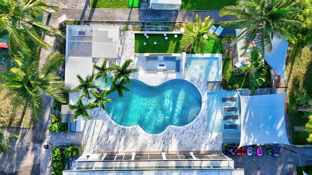 Paddock Park 1 Residence photo 15