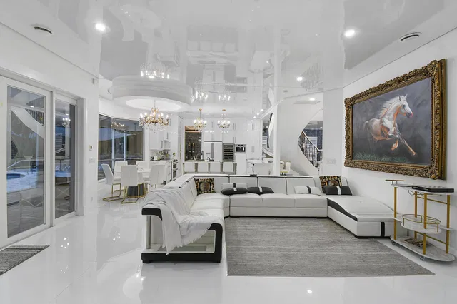 Paddock Park 1 Residence photo 64