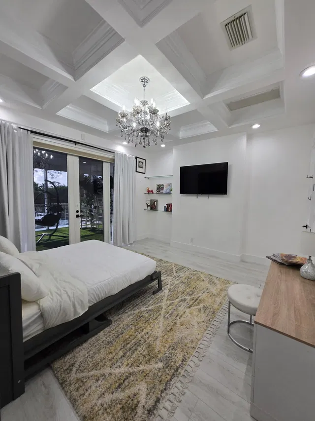 Paddock Park 1 Residence photo 94