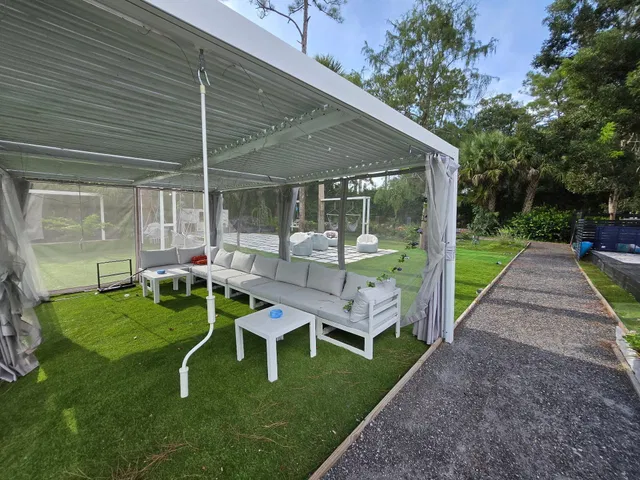 Paddock Park 1 Residence photo 101