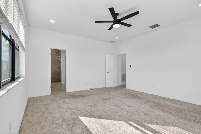  Residence photo 27