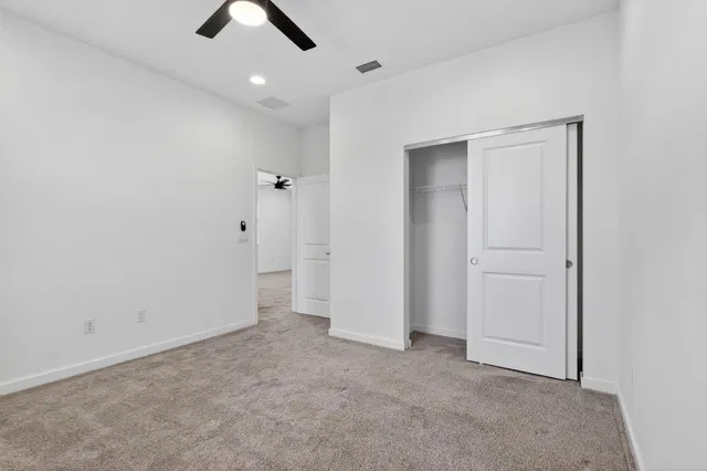  Residence photo 35