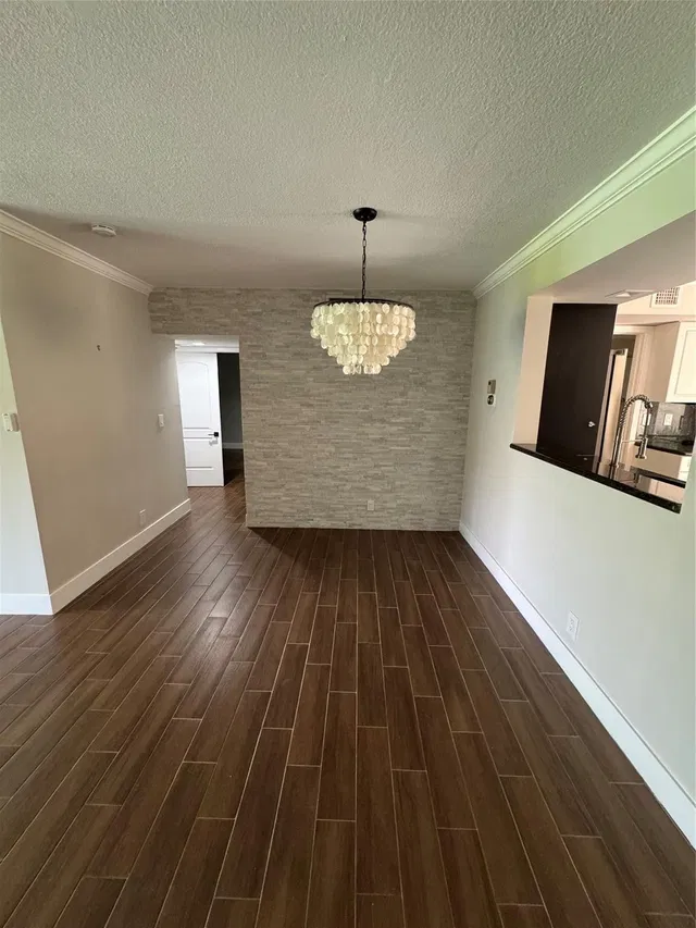 Residence photo 10