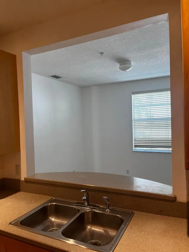 Residence photo 9