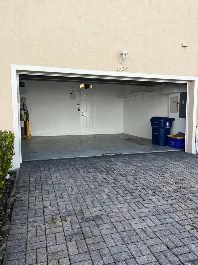 Residence photo 27