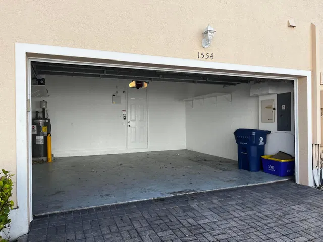 Residence photo 28