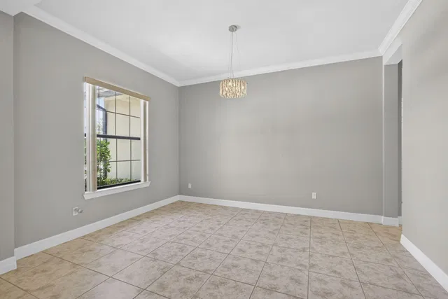 Residence photo 14