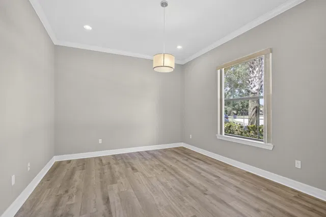 Residence photo 16
