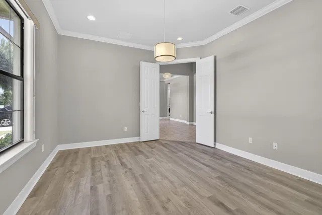 Residence photo 17