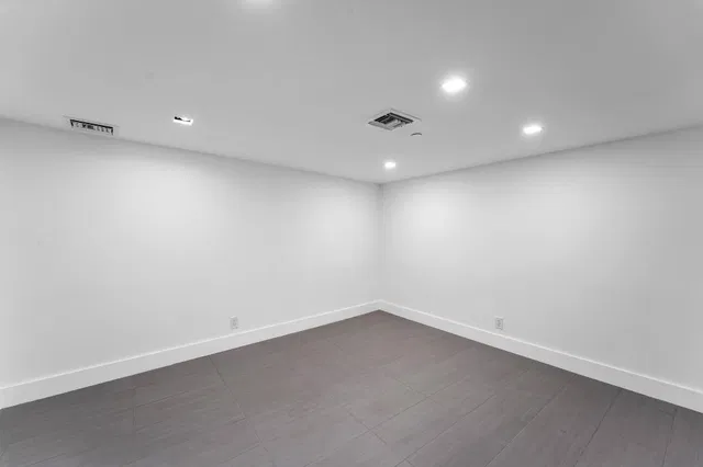 3360 South Ocean Unit 1 D I photo 30