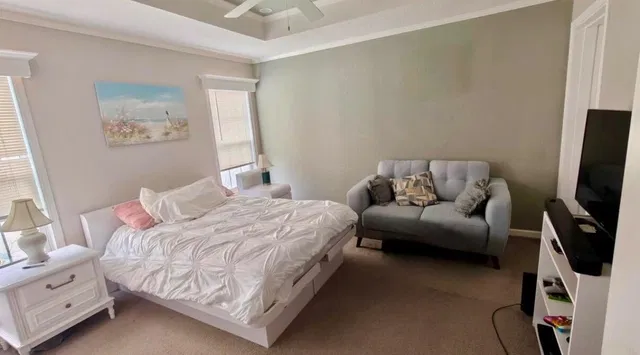 Residence photo 3