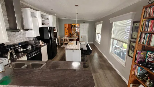 Residence photo 16