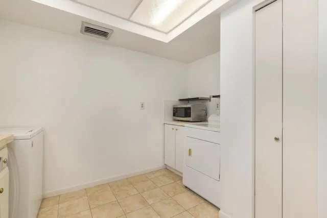 Presidential Estates Unit 206 photo 11