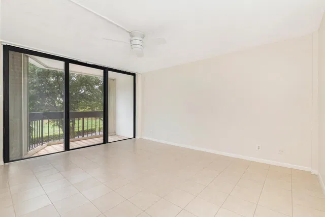 Presidential Estates Unit 206 photo 12